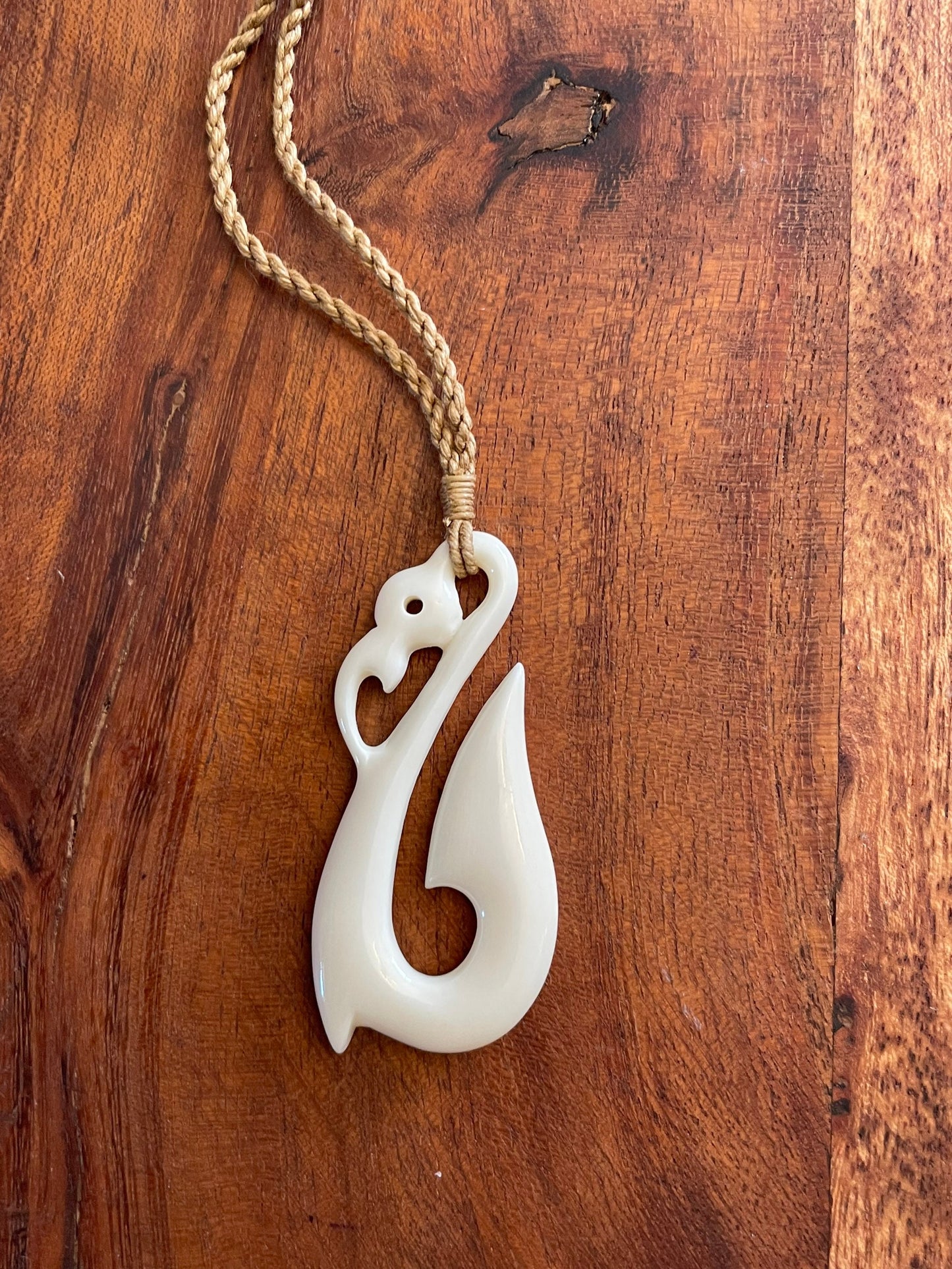 Hand Carved Buffalo Bone Fish Hook Necklace - Polynesian Makau Jewelry