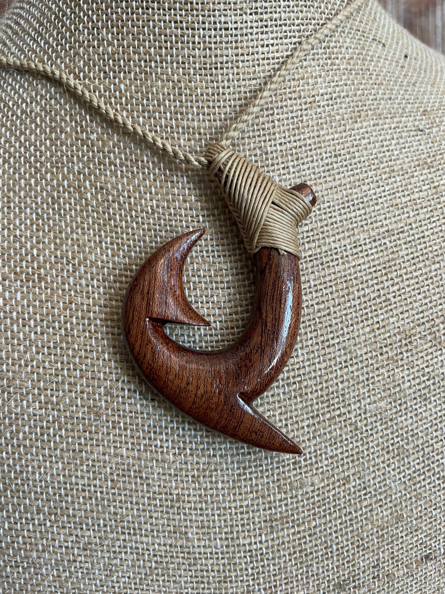 Hand Carved Koa Wood Makau Pendant – Hawaiian Fish Hook Necklace
