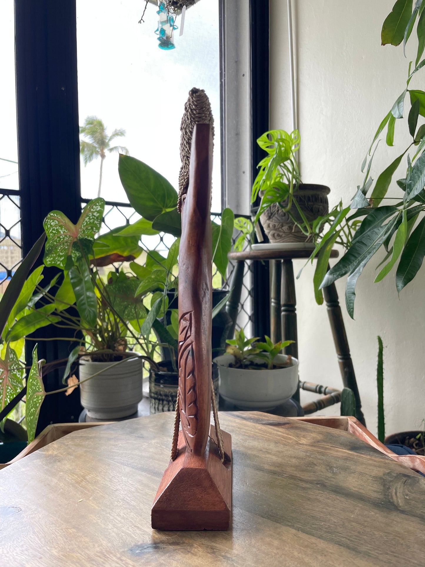 Hand-Carved Sea Hibiscus Wood Makau – Tribal Dolphin Fish Hook Decor