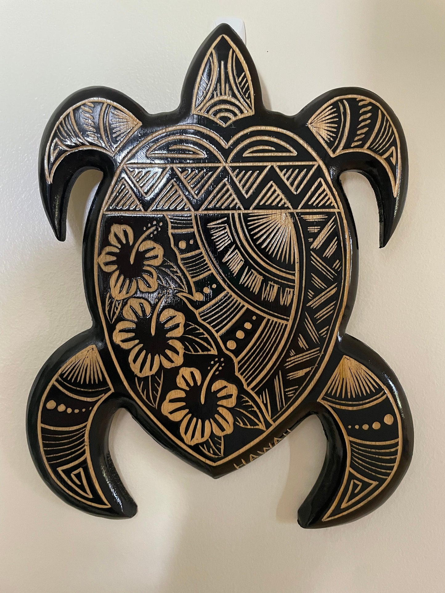 Hand Carved Polynesian Sea Turtle Plaque with Hibiscus