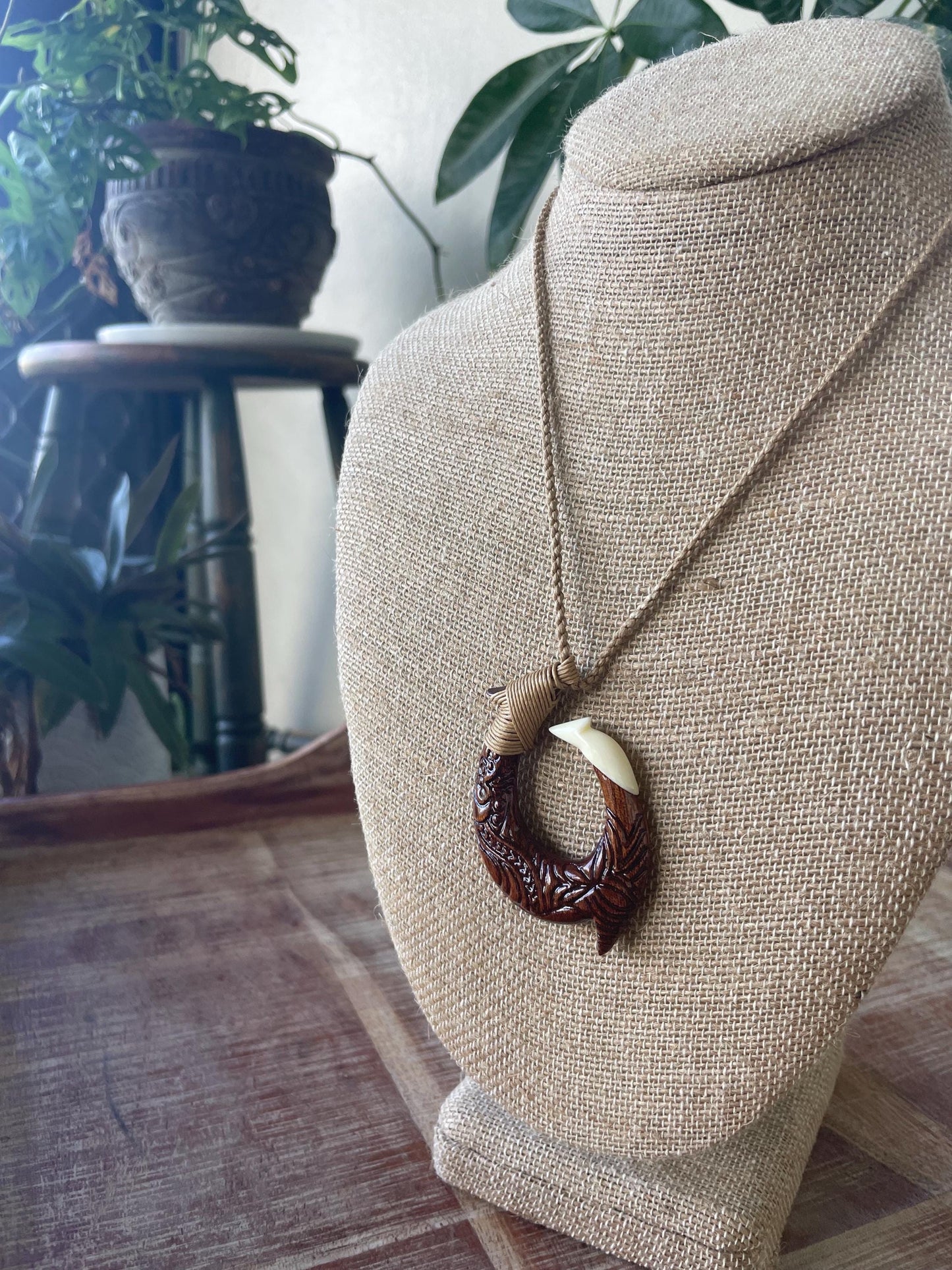 Handcarved Bone & Koa Wood Makau Pendant – Hawaiian Fish Hook Necklace