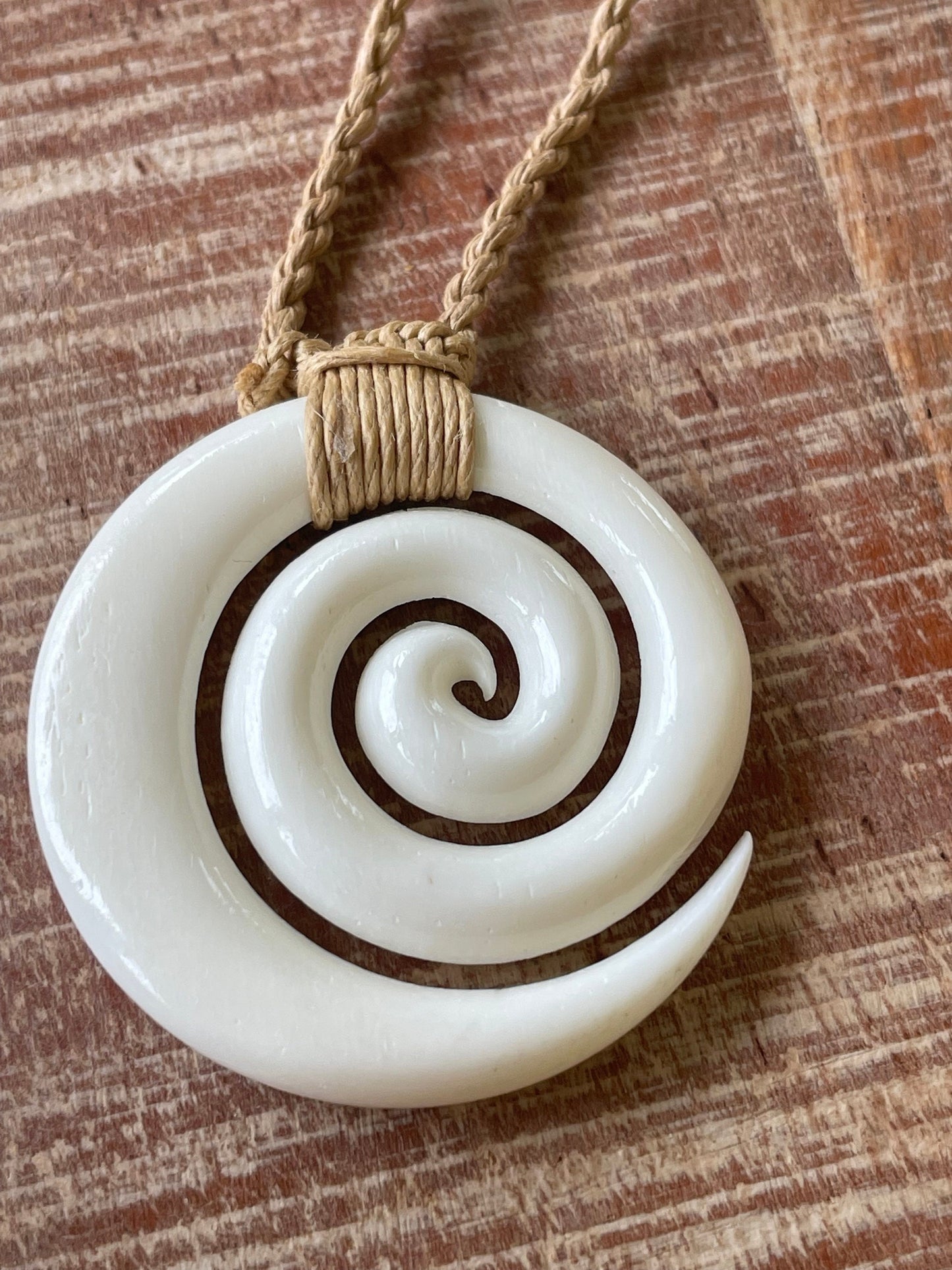 Hand Carved Buffalo Bone Koru Necklace – Maori New Beginnings